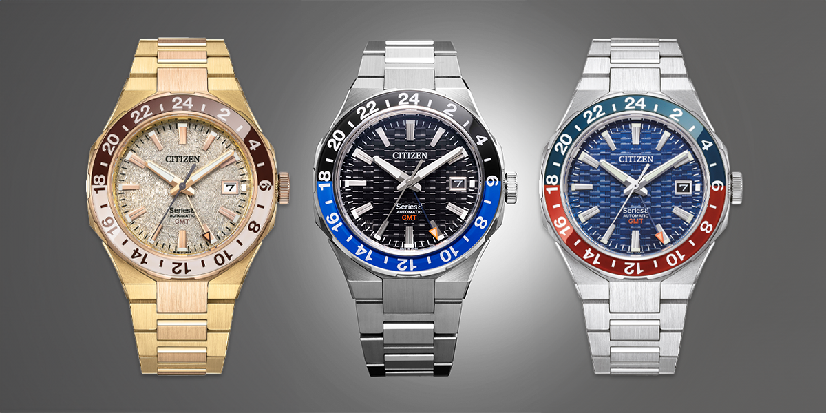 Drie Citizen horloges met verschillend gekleurde ringen en banden, GMT-functie.