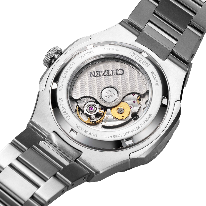 Citizen horlogekast met zichtbaar mechanisme, saffier en roestvrij staal.