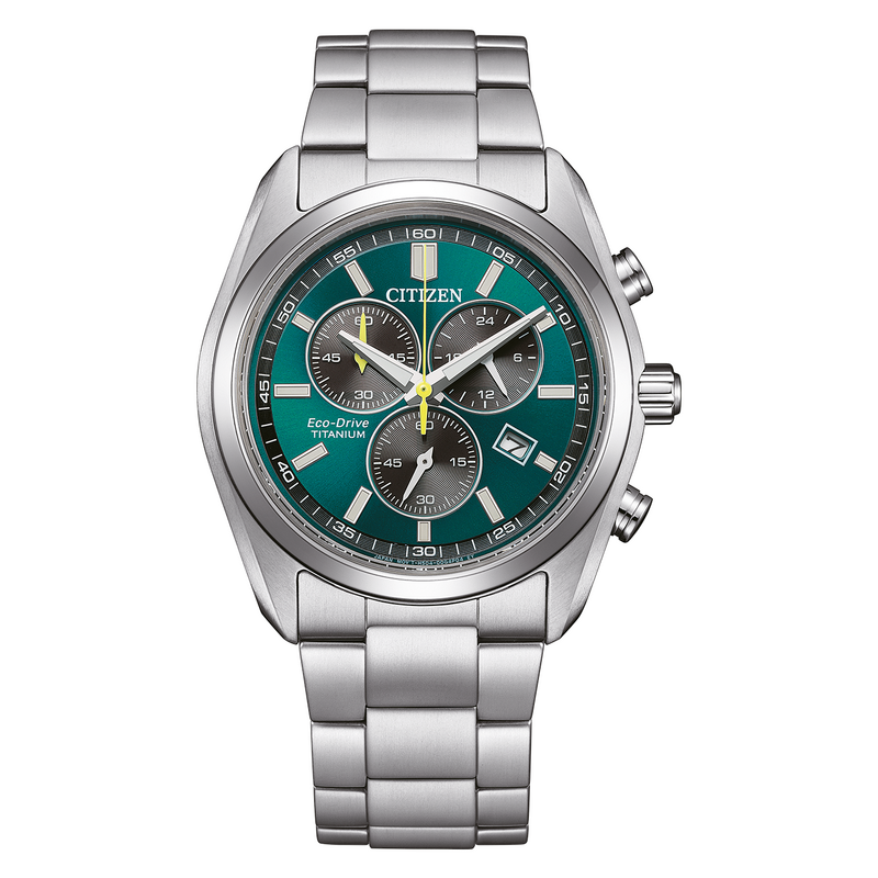 Een groene Citizen Eco-Drive Titanium chronograaf horloge