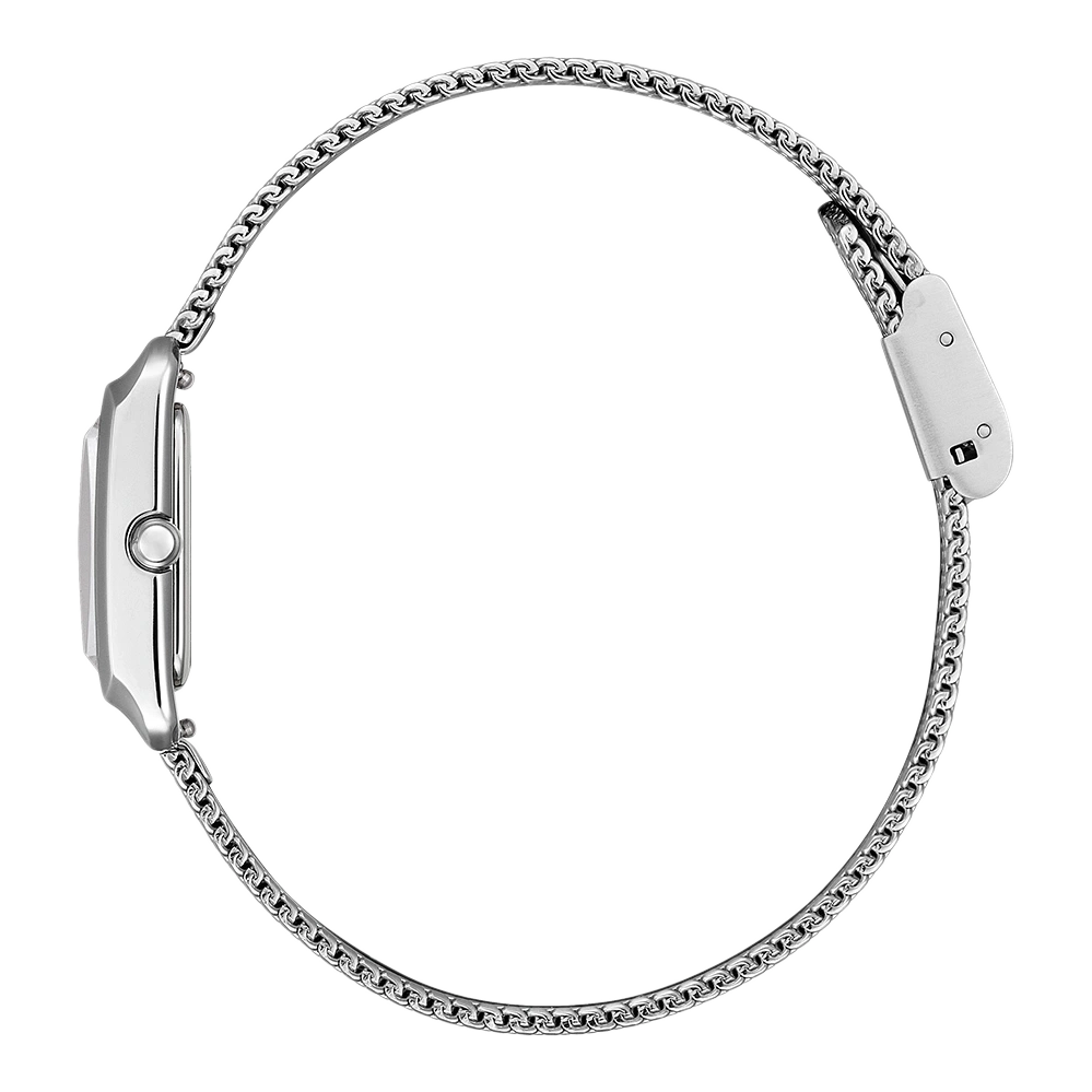 Zilveren horloge met kettingband, zijaanzicht, geïsoleerd op witte achtergrond.