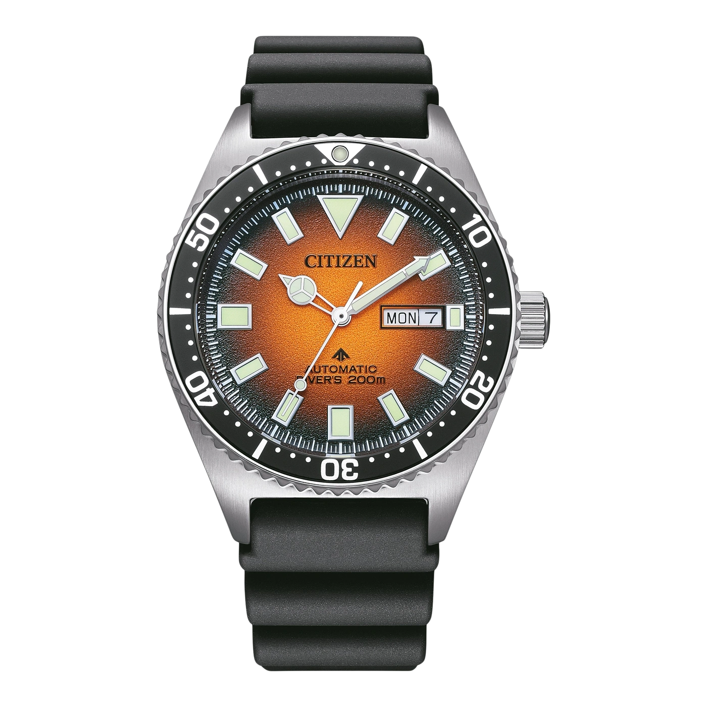 Citizen horloge met zwarte bezel en oranje wijzerplaat, zwarte band.