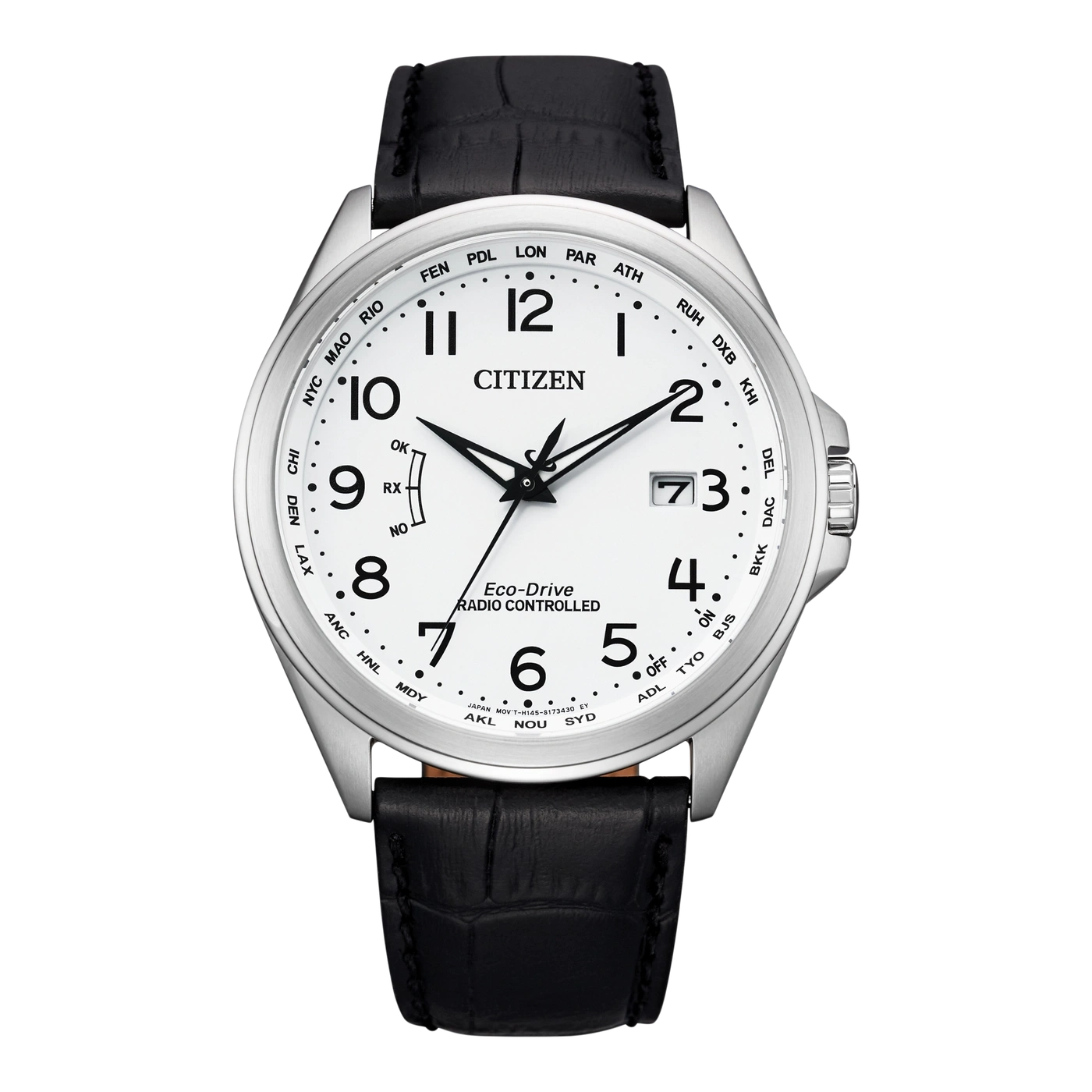 Citizen horloge met zwarte leren band, witte wijzerplaat en tijdzone-indicatoren.