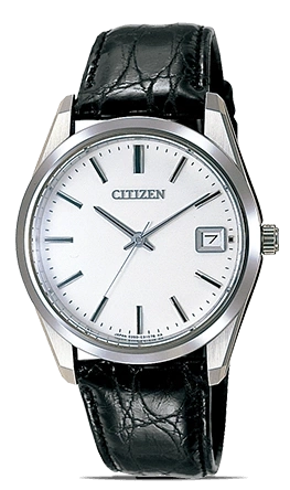 Citizen horloge met witte wijzerplaat en zwarte leren band.