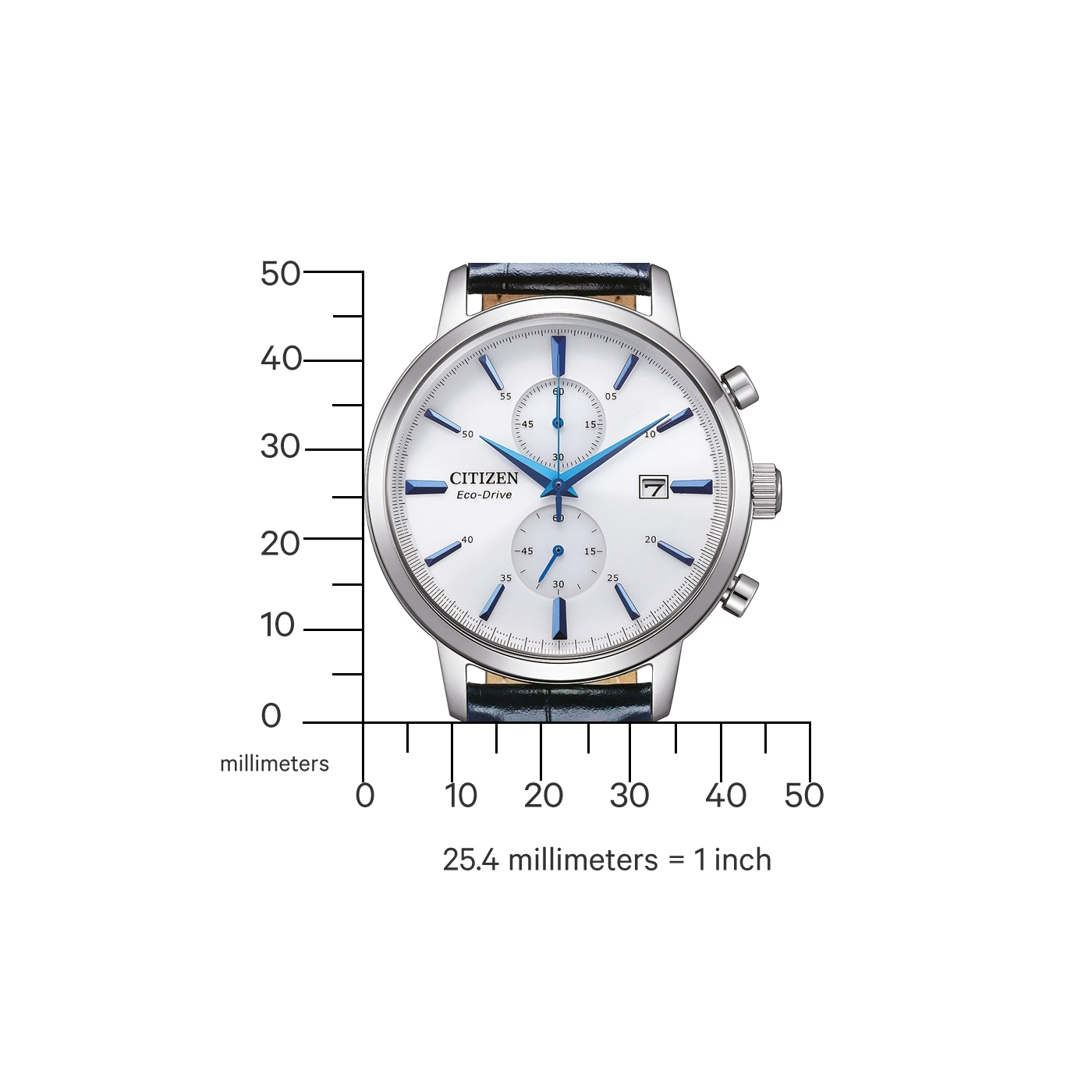 Citizen Eco-Drive horloge met witte wijzerplaat, blauwe accenten en leren band.