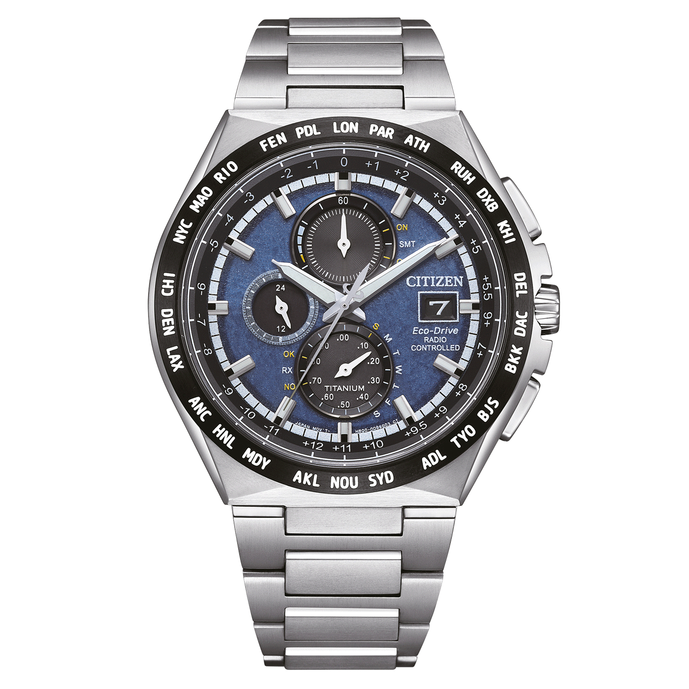 Citizen horloge met blauwe wijzerplaat, titanium, radiogestuurd, wereldtijd en roestvrijstalen band.