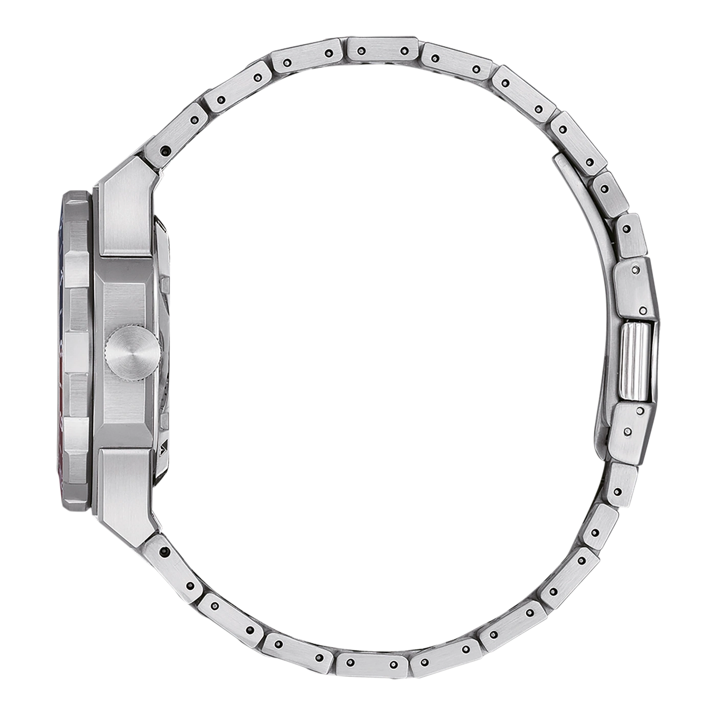 Zijaanzicht van een zilveren horloge met metalen band en vierkante wijzerplaat.