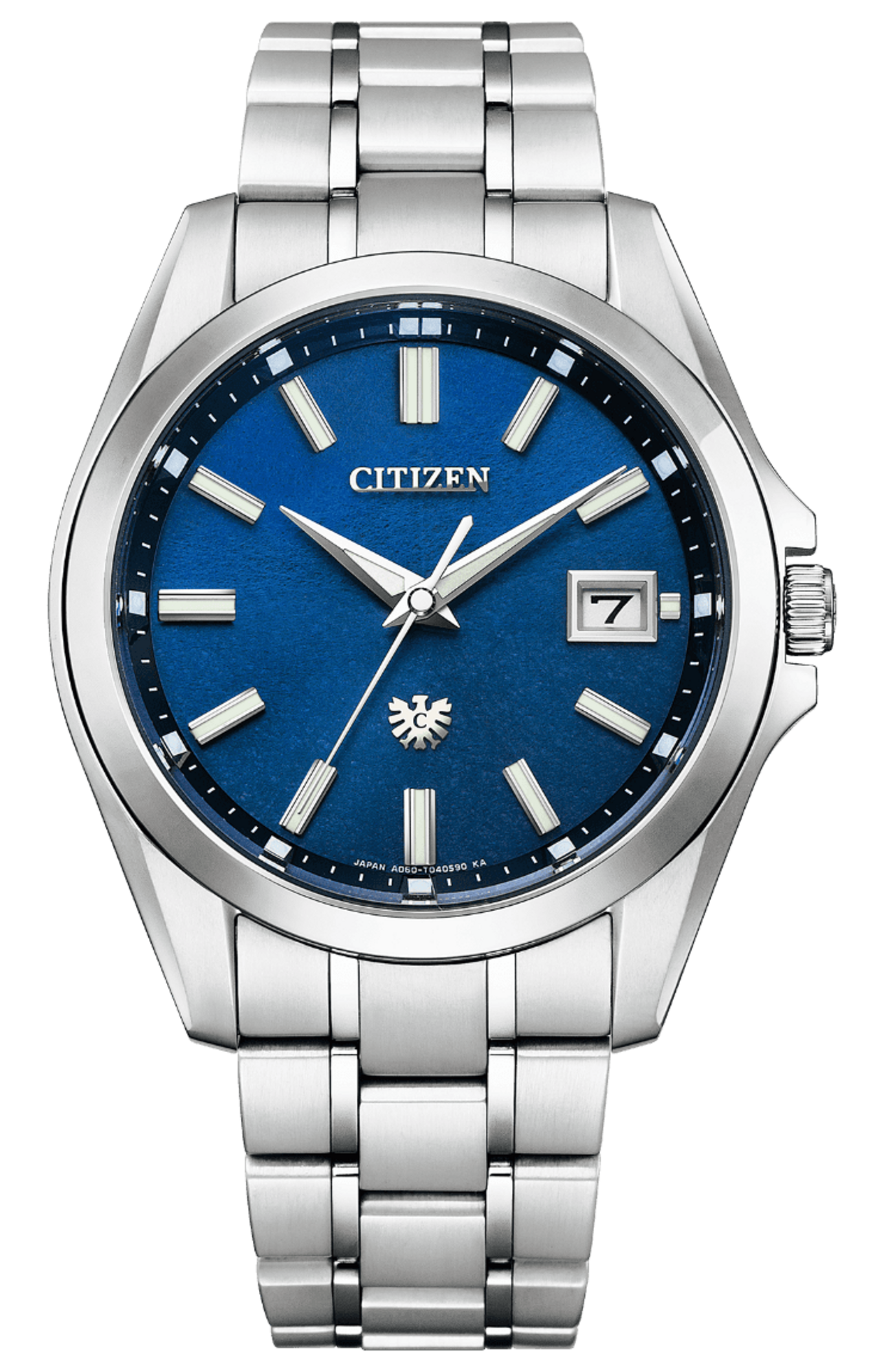 Citizen horloge met blauwe wijzerplaat en zilveren band, datumweergave.