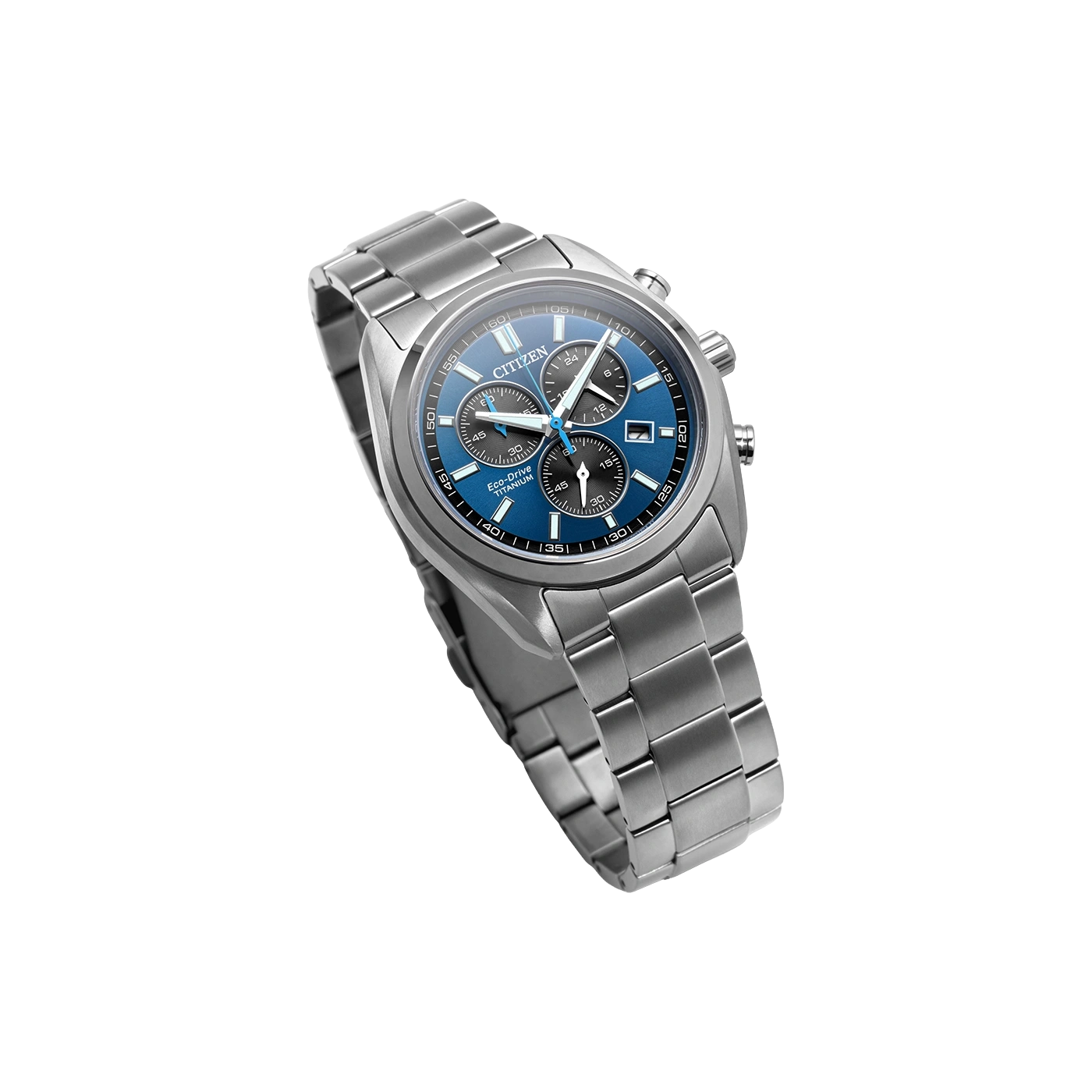 Een Citizen Eco-Drive Titanium horloge met een blauwe wijzerplaat en zilveren band.