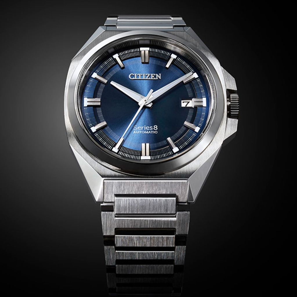 Citizen Series 8 automatisch horloge met blauwe wijzerplaat en stalen band
