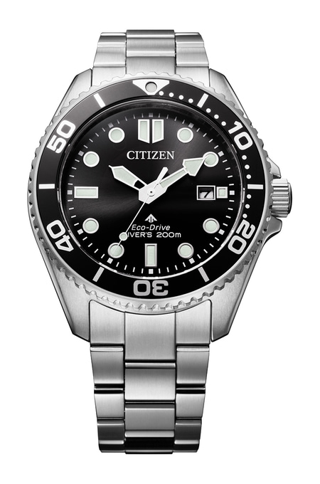 Citizen horloge met zwarte wijzerplaat en zilveren armband, Eco-Drive, duiker 200m