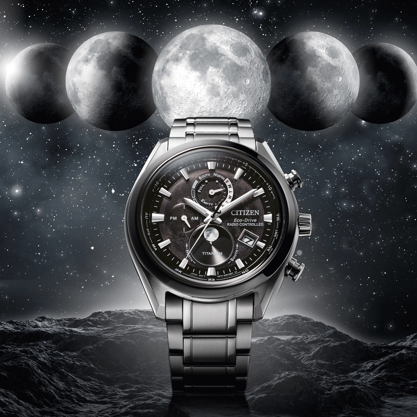 Citizen horloge met manen in de ruimte, Eco-Drive, radiogestuurd, titanium.