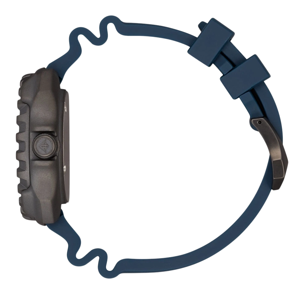 Zijaanzicht van een donkergrijs horloge met een blauwe band.
