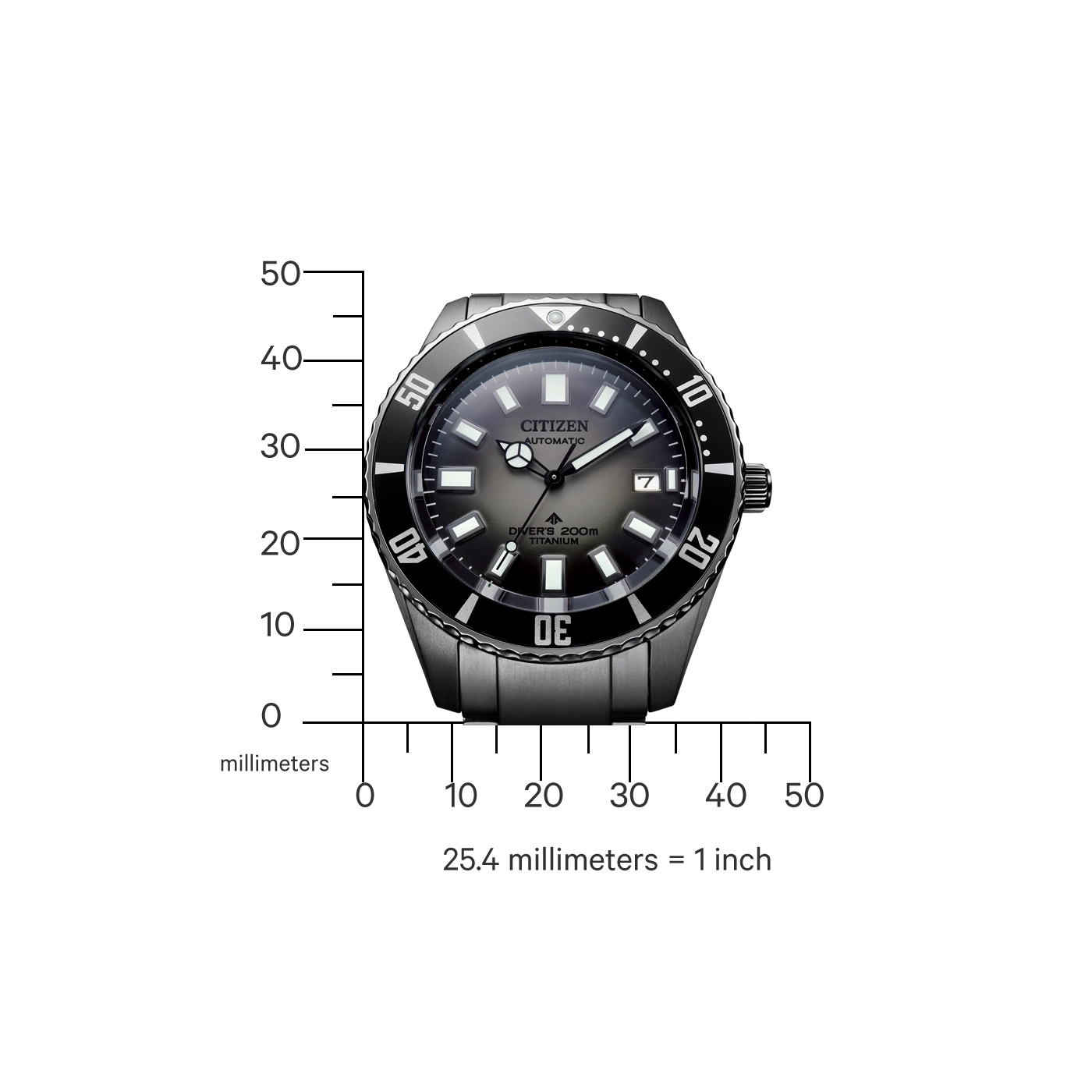 Citizen horloge met zwarte bezel en titanium kast, gemeten in millimeters.